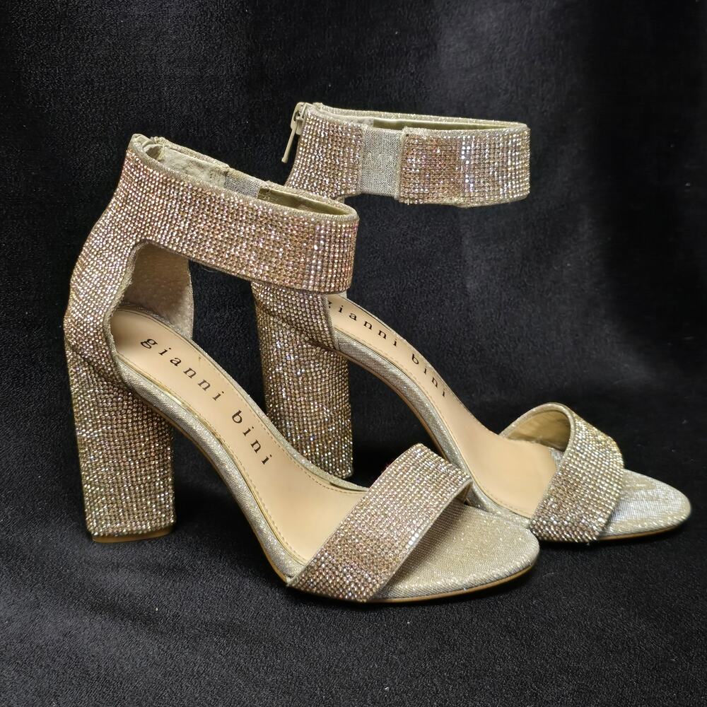 Gianni Bini Silver Chellsie Glitter Platform Dress Sandals High Heels